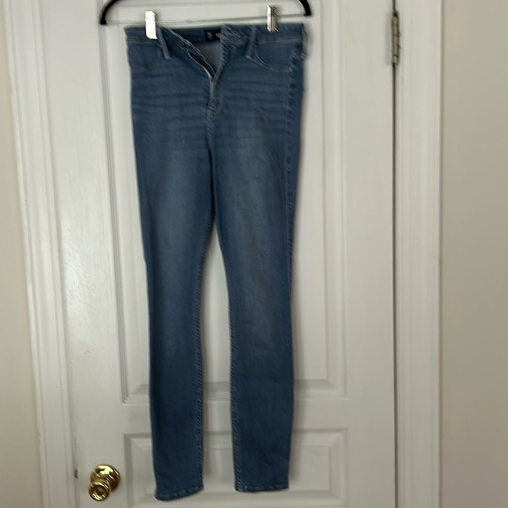 Holster ultra high rise skinny jeans.  Size 5.